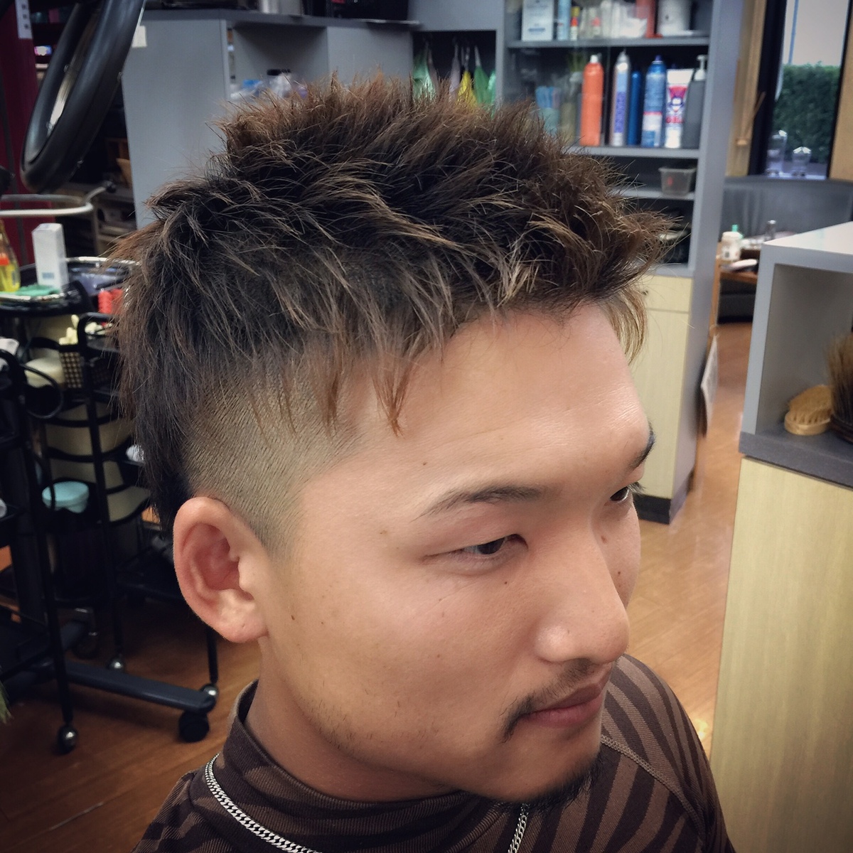 ソフトモヒカン ツーブロック | メンズの髪の悩みを解決! 瑞穂町の BarberShop (バーバーショップ・理容室) カットスペースシオザワ