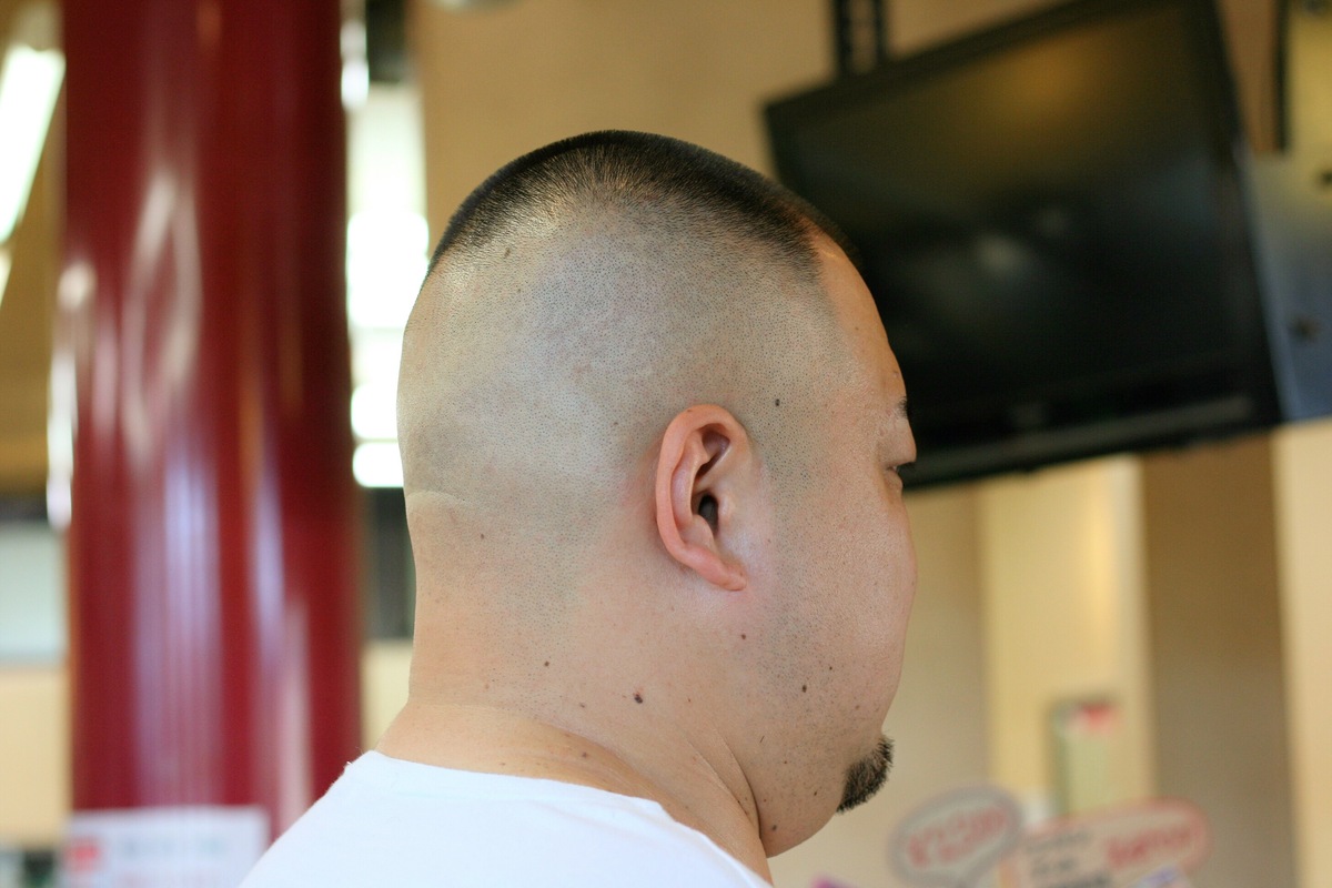 アーミーカット スキンフェード メンズの髪の悩みを解決 瑞穂町の Barbershop バーバーショップ 理容室 カットスペースシオザワ